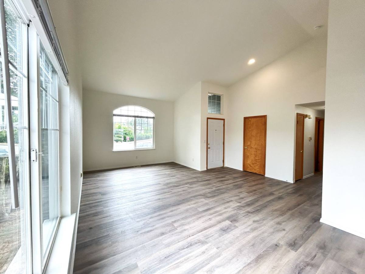 House for rent at 3707 Browns Point Blvd, Tacoma, WA 98422
