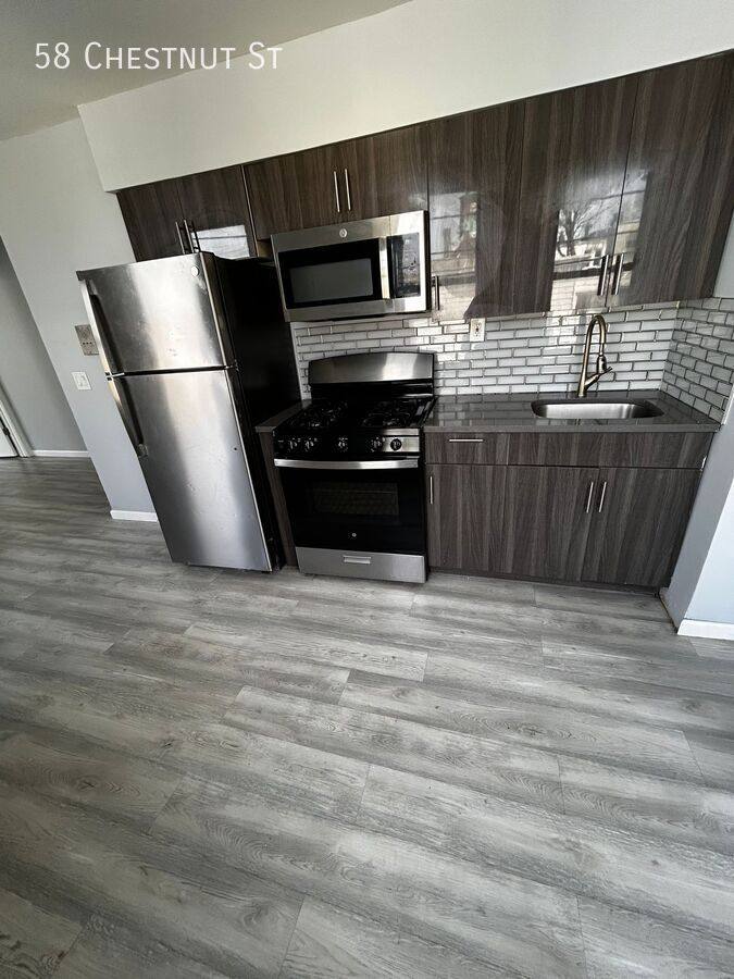 Apartment for rent at 58 Chestnut St, Yonkers, NY 10701