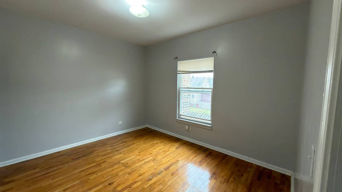 Apartment for rent at 1056 N Hamlin Ave 3801-07 W Thomas, Chicago, IL 60651