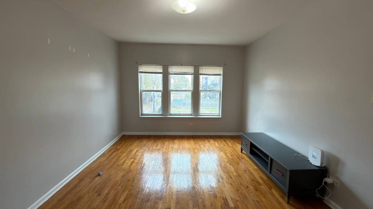 Apartment for rent at 1056 N Hamlin Ave 3801-07 W Thomas, Chicago, IL 60651