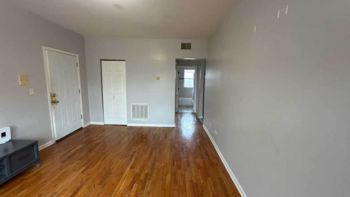 Apartment for rent at 1056 N Hamlin Ave 3801-07 W Thomas, Chicago, IL 60651