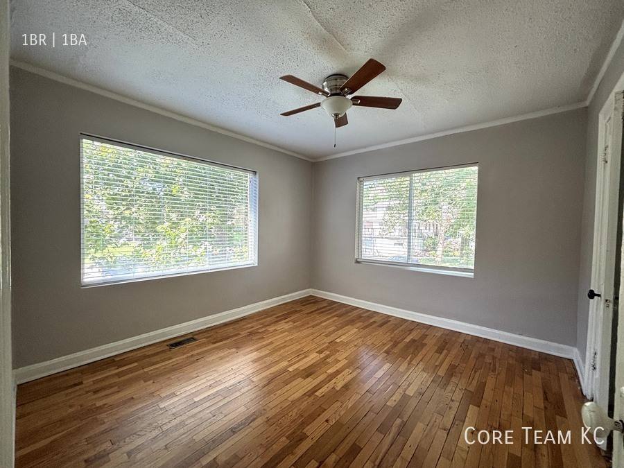 Apartment for rent at 4511 Roanoke Parkway #1, Kansas City, MO 64111