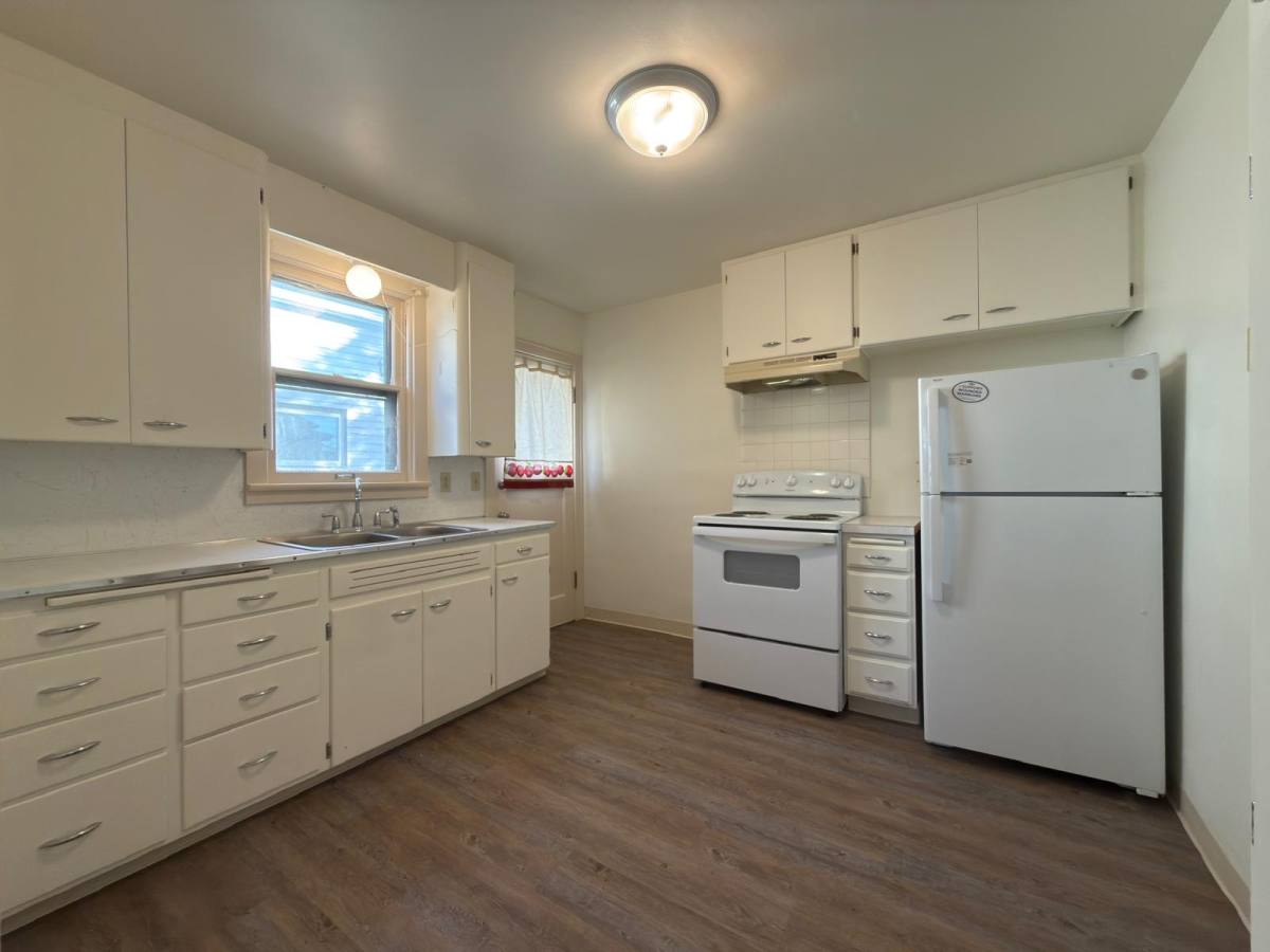 Apartment for rent at 320 E Indiana Ave #B, Spokane, WA 99207
