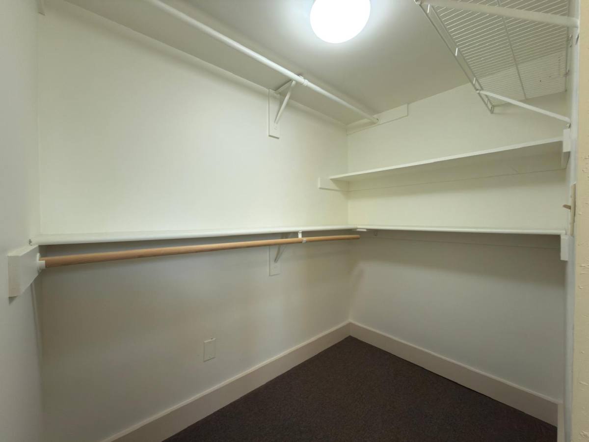 Apartment for rent at 320 E Indiana Ave #B, Spokane, WA 99207