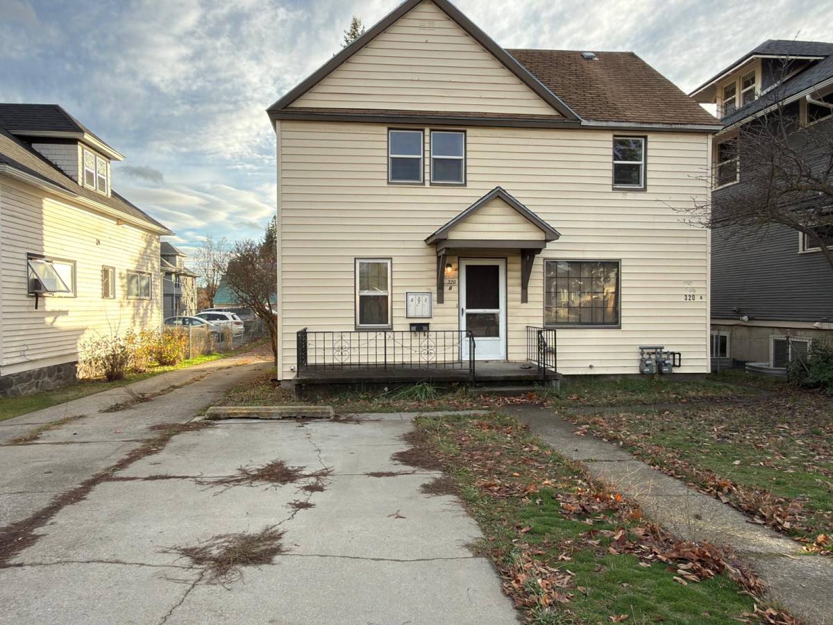 Apartment for rent at 320 E Indiana Ave #B, Spokane, WA 99207