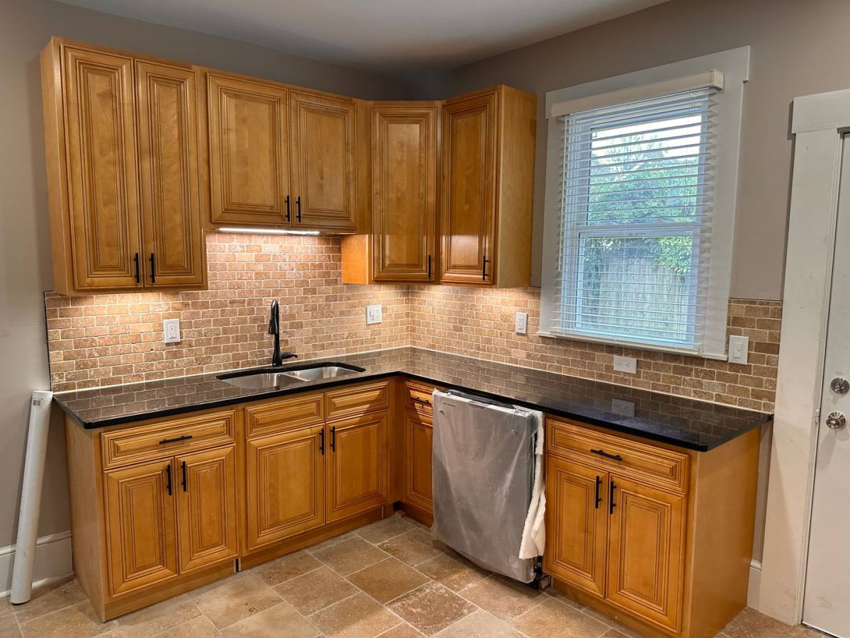 Apartment for rent at 2568 Deming Ave, Columbus, OH 43202