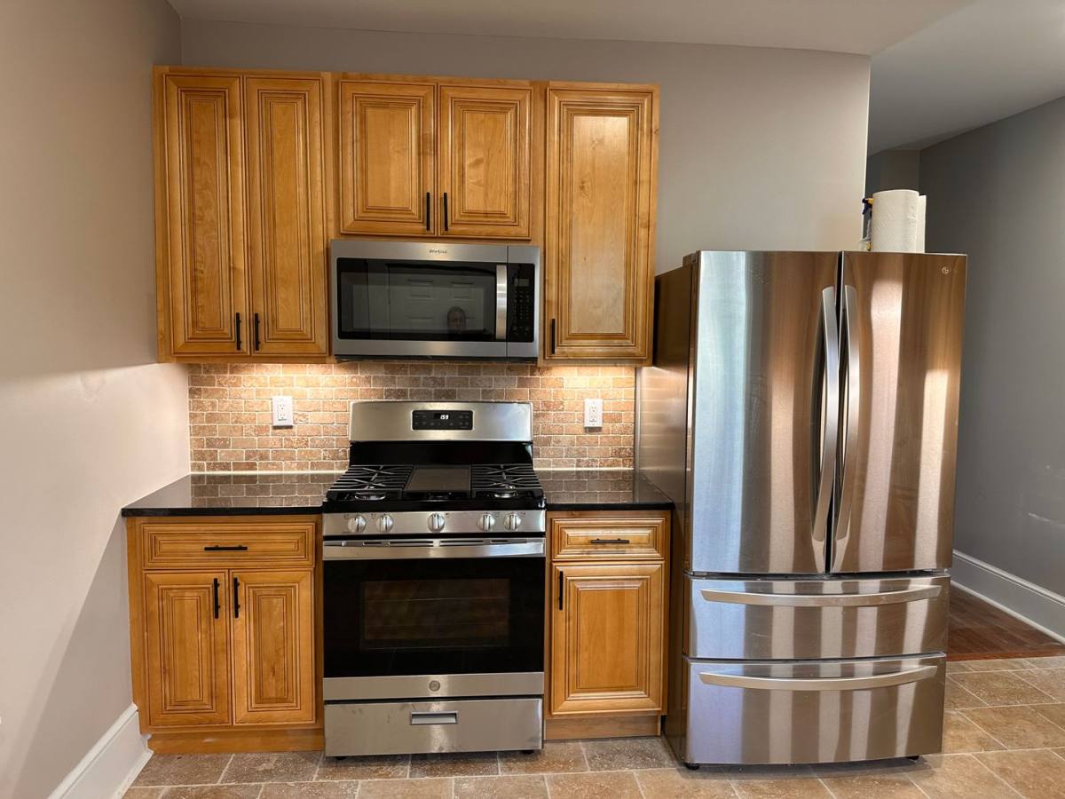 Apartment for rent at 2568 Deming Ave, Columbus, OH 43202