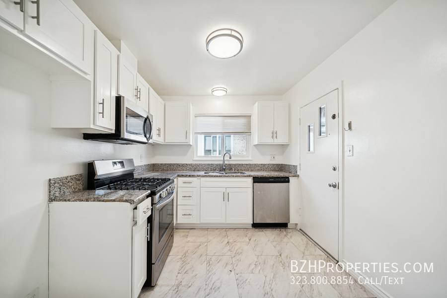 Apartment for rent at 3652 Carmona Ave #6, Los Angeles, CA 90016