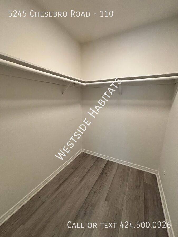 Apartment for rent at 5245 Chesebro Rd #110, Agoura Hills, CA 91301