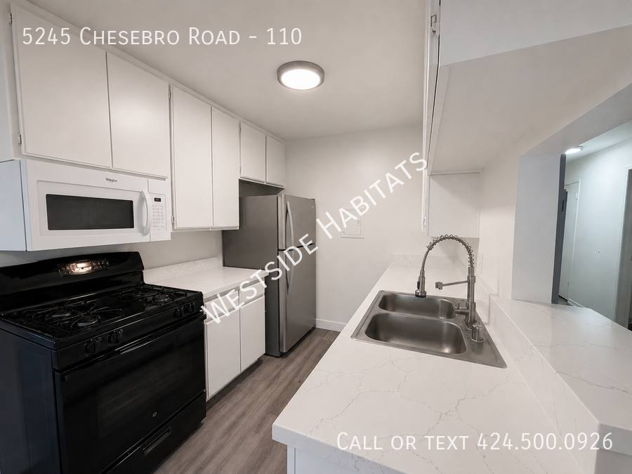 Apartment for rent at 5245 Chesebro Rd #110, Agoura Hills, CA 91301