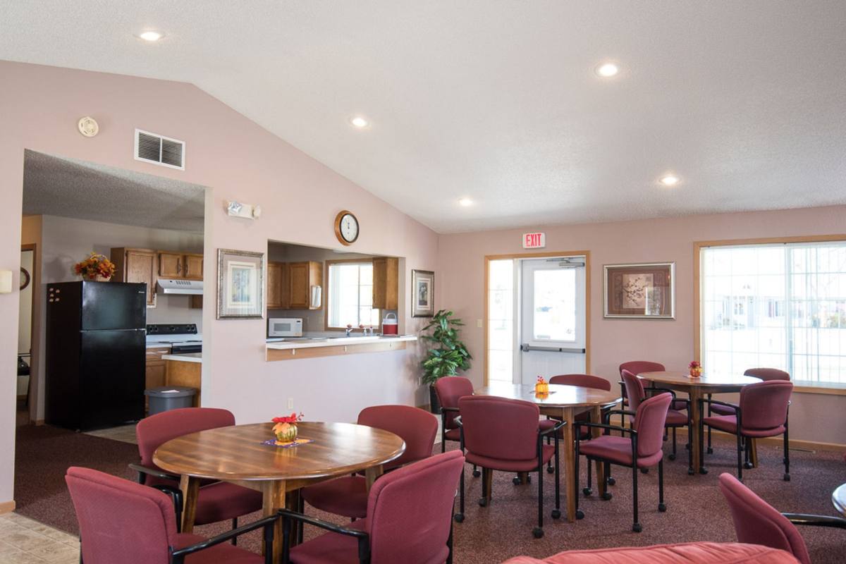Apartment for rent at 108 Ash St W, Annandale, MN 55302