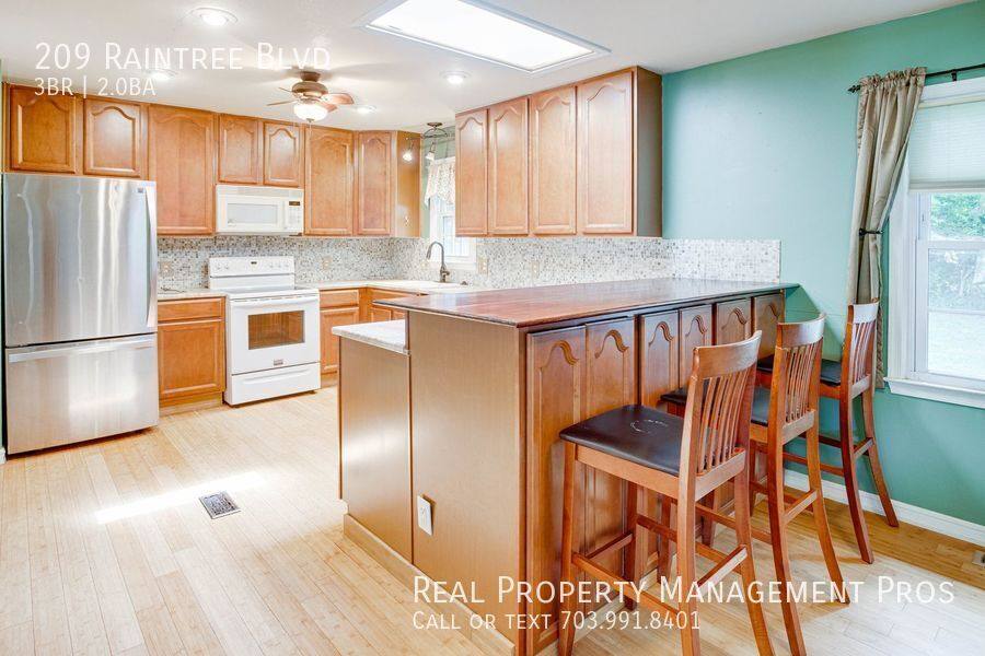 House for rent at 209 Raintree Blvd, Stafford, VA 22556