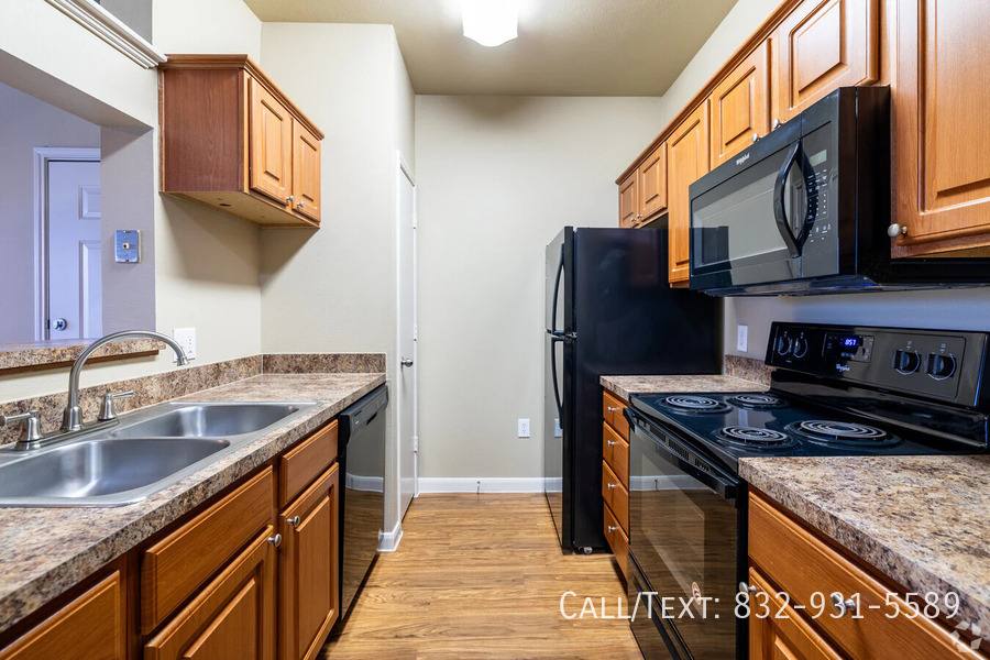Apartment for rent at 1633 Wilson Rd #LWV1, Conroe, TX 77304