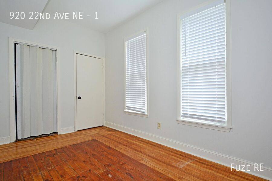Apartment for rent at 920 22nd Ave NE #1, Minneapolis, MN 55418