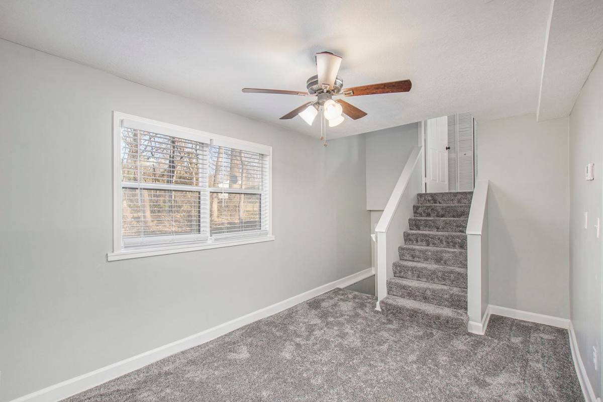 House for rent at 5335 Reeds Rd, Mission, KS 66202