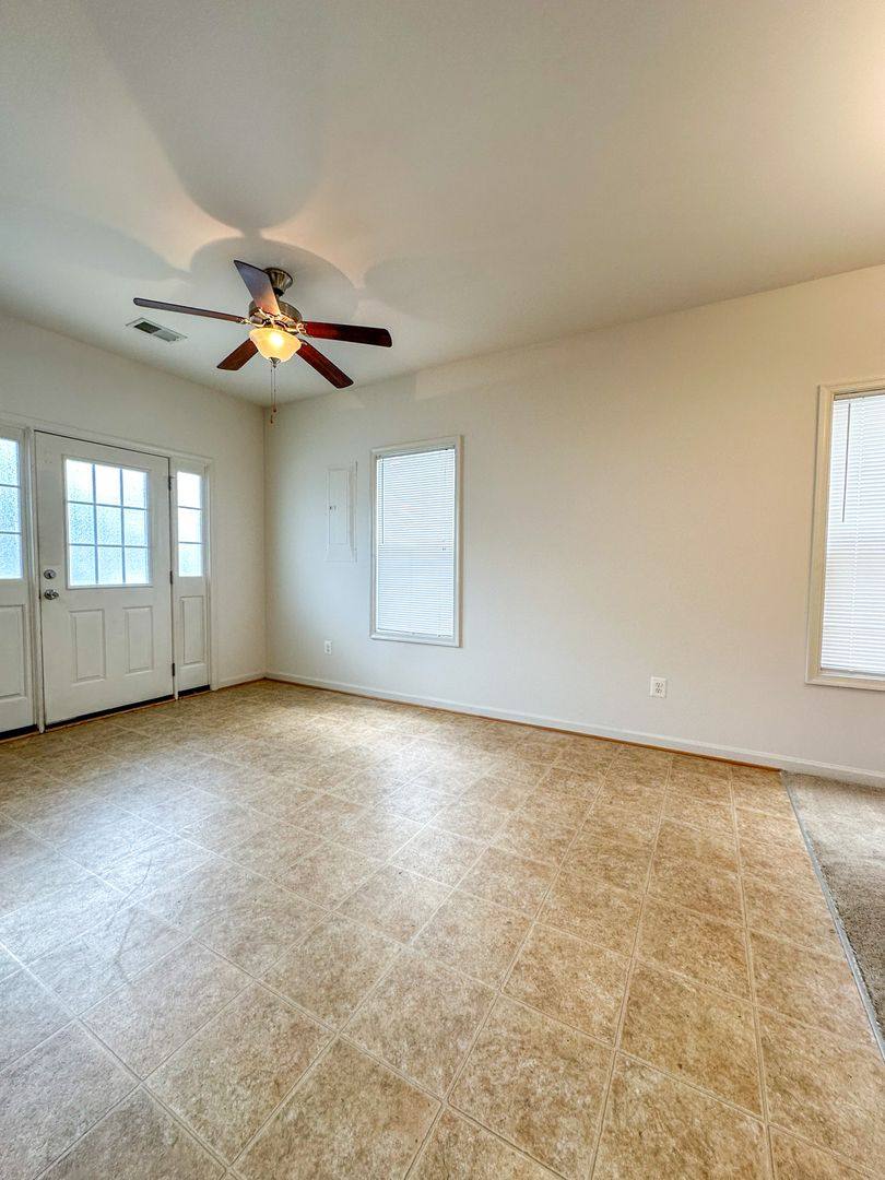 Townhouse for rent at 106A Villa Circle, Palmyra, VA 22963