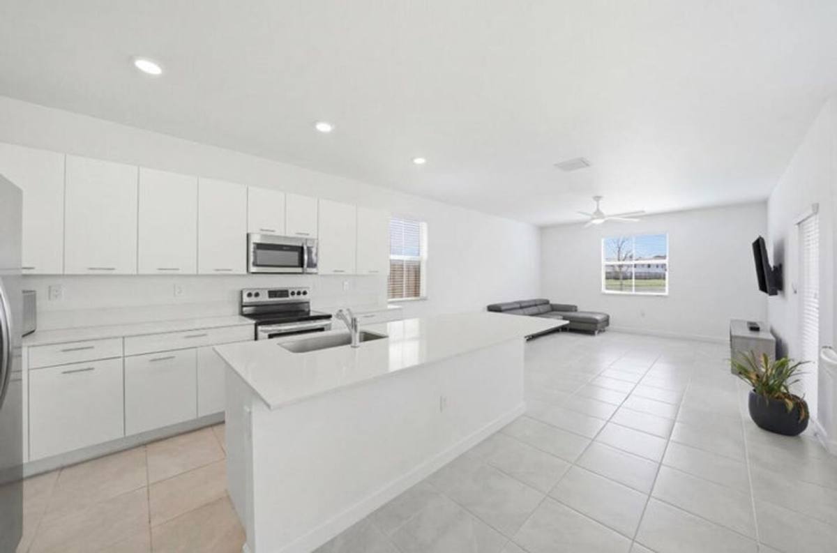 House for rent at 2324 NW 130th Terrace, Miami, FL 33167