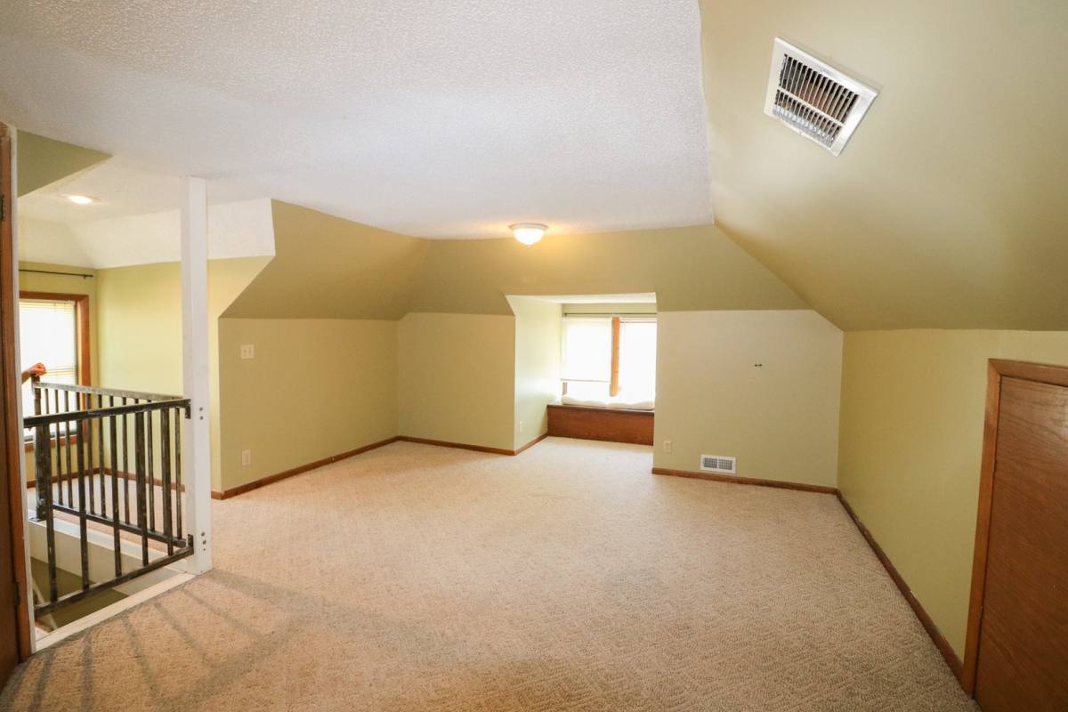 Apartment for rent at 826 Vattier St, Manhattan, KS 66502