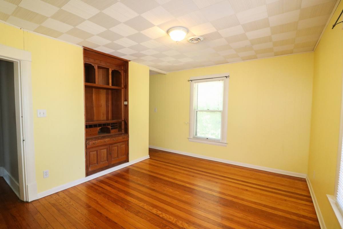 Apartment for rent at 826 Vattier St, Manhattan, KS 66502