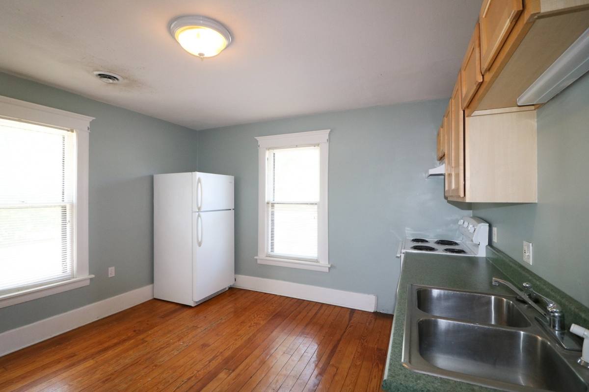 Apartment for rent at 826 Vattier St, Manhattan, KS 66502