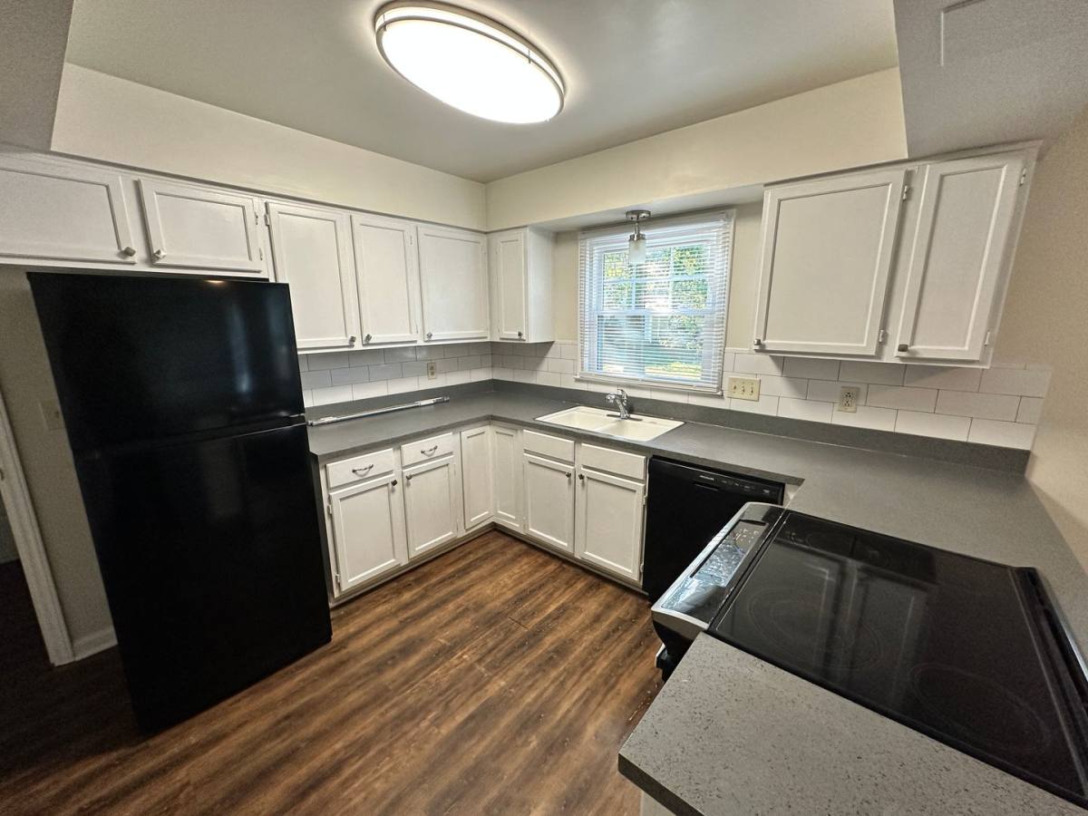 House for rent at 4307 Saxonbury Way, Charlotte, NC 28269