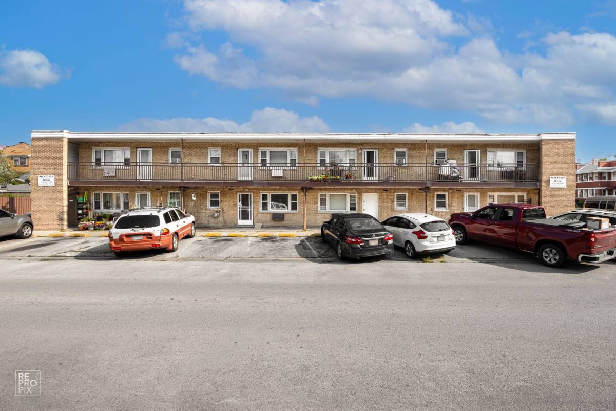 Apartment for rent at 1248 S Central Ave #6, Cicero, IL 60804