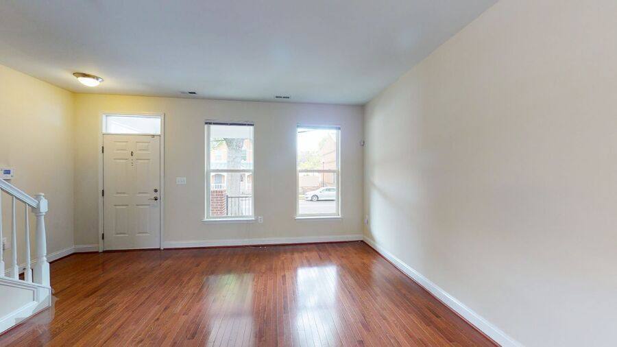 Townhouse for rent at 720 Barnes St NE, Washington, DC 20019