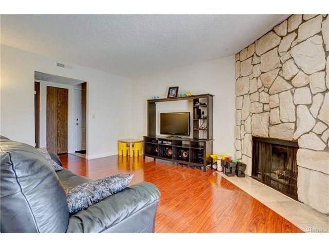 Apartment for rent at 14447 127th Lane NE #S-20, Kirkland, WA 98034