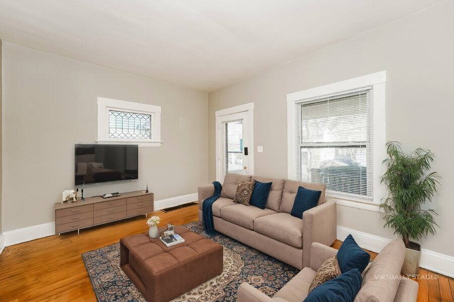 Apartment for rent at 4105 Cypress Ave #RIGHT, Cleveland, OH 44109