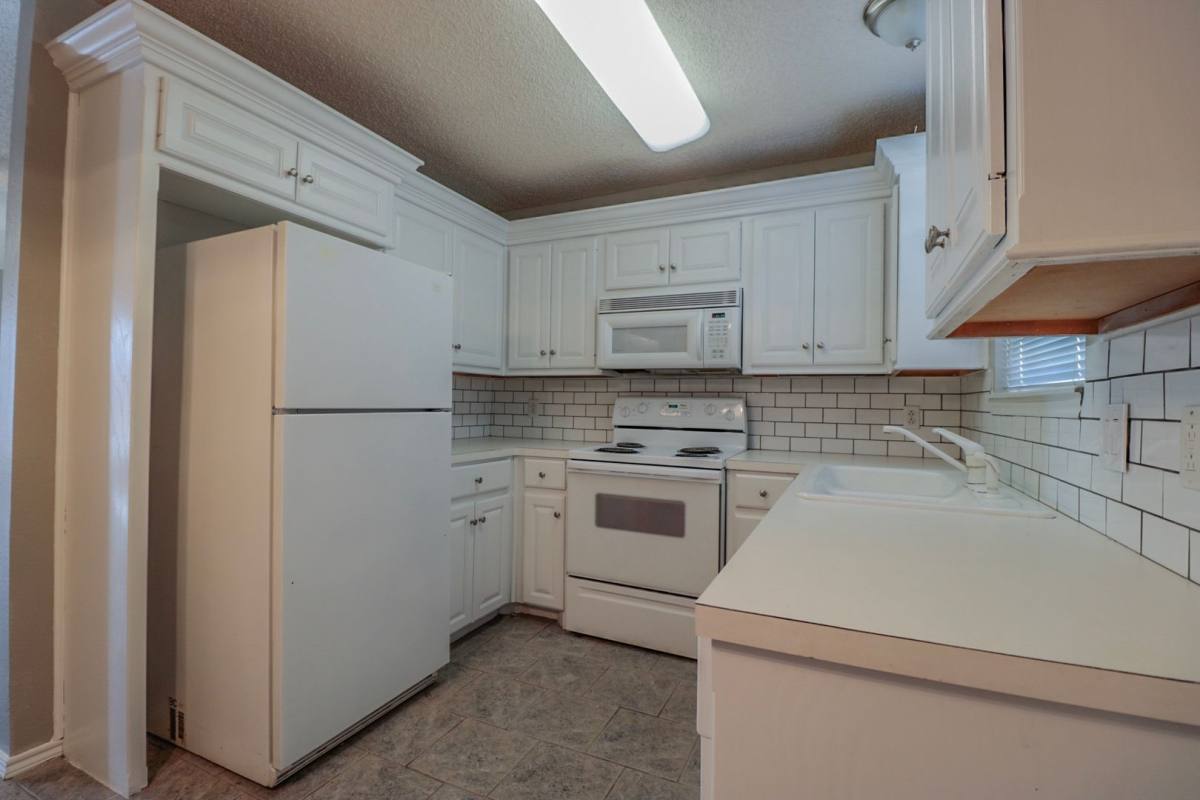 Apartment for rent at 6716 4th St, Lubbock, TX 79416