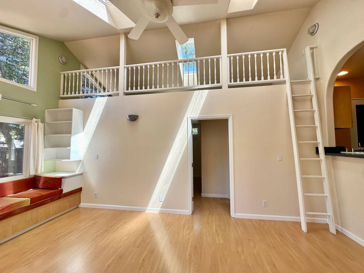 House for rent at 11 Hillview Ave, San Rafael, CA 94901