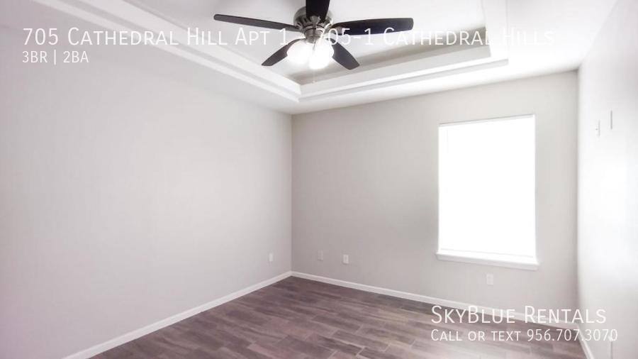 Apartment for rent at 705 Cathedral Hill #1, Edinburg, TX 78541