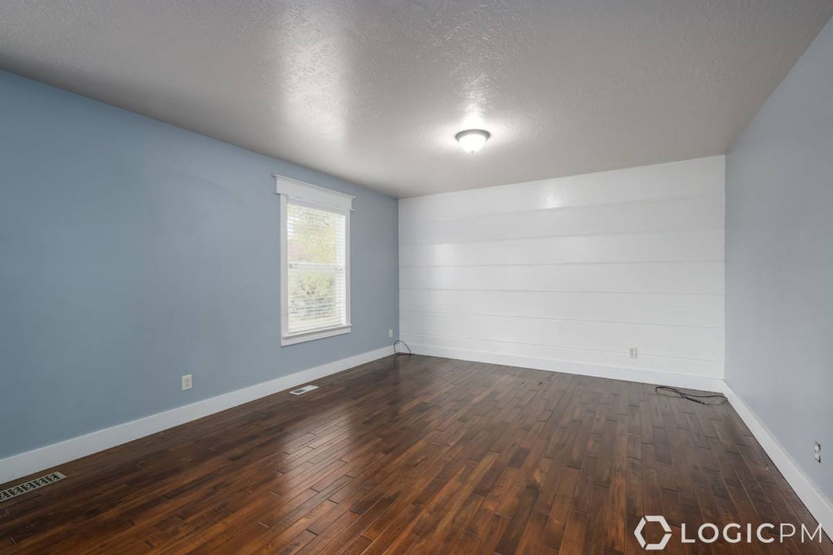 House for rent at 376 W Concord Place, Saratoga Springs, UT 84045