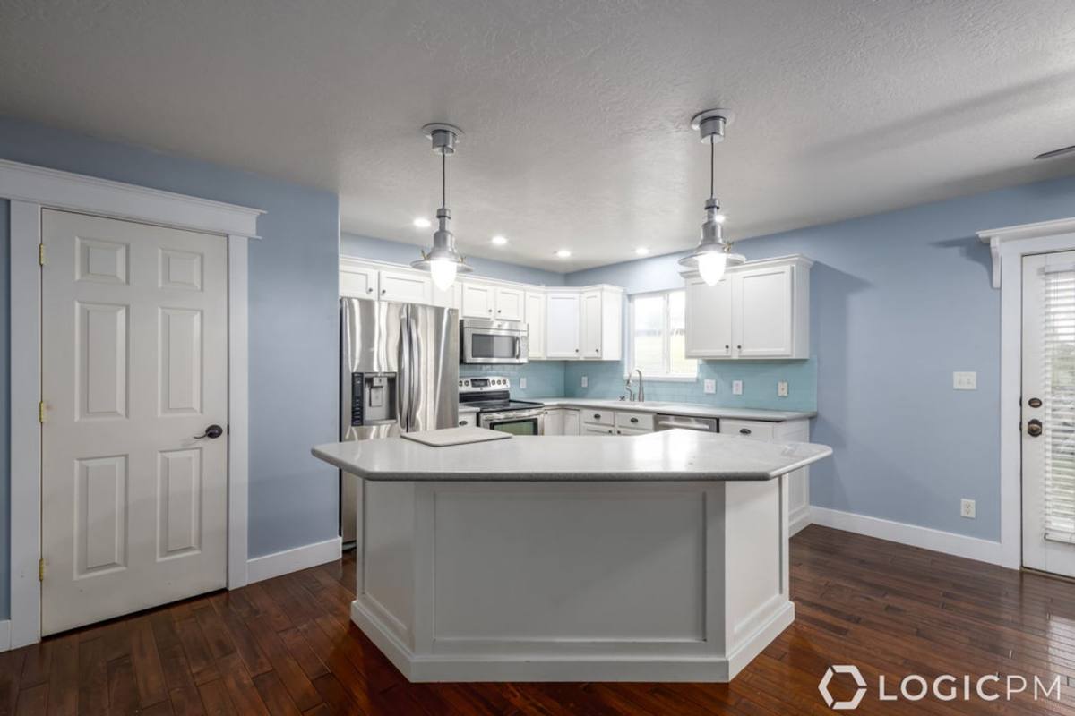House for rent at 376 W Concord Place, Saratoga Springs, UT 84045