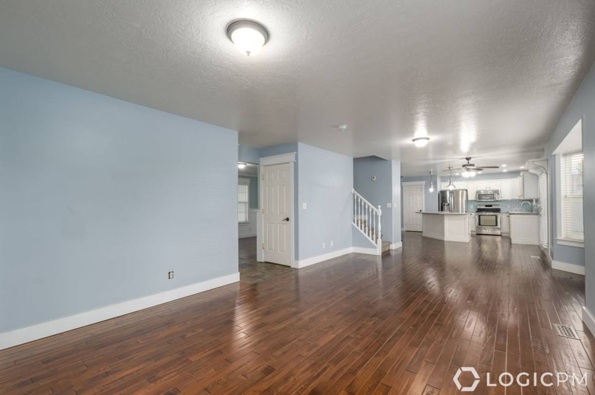 House for rent at 376 W Concord Place, Saratoga Springs, UT 84045