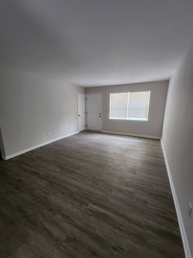 Apartment for rent at 612 Davie Ave, Statesville, NC 28677