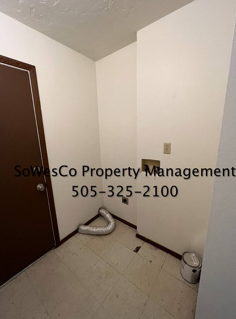 House for rent at 824 Vine Ave, Farmington, NM 87401