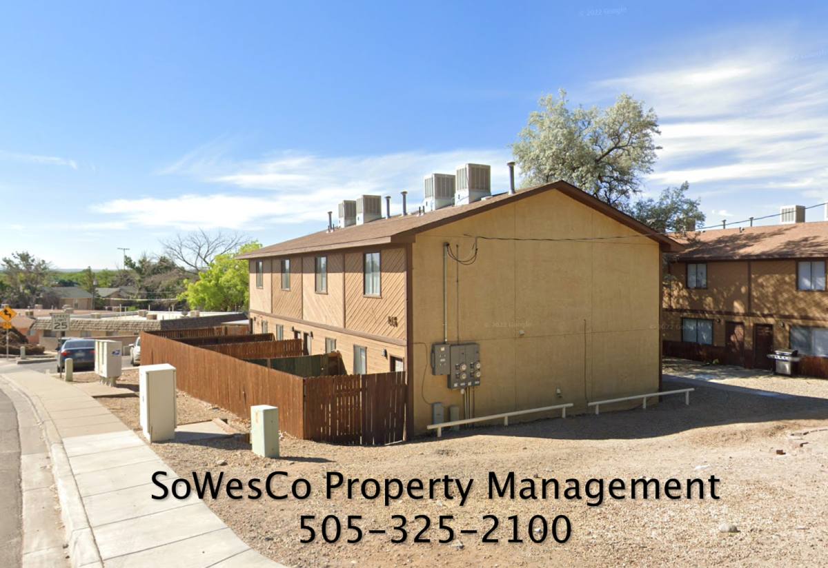 House for rent at 824 Vine Ave, Farmington, NM 87401