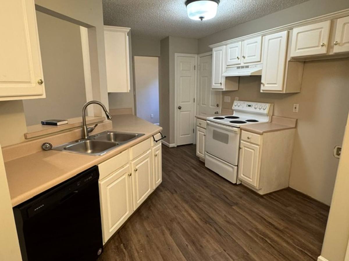 House for rent at 102 Woodstream Trail, Lagrange, GA 30240