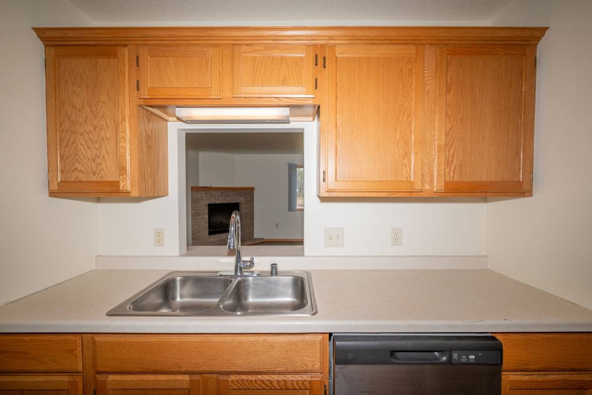 Townhouse for rent at 1338 Mark Ave #4, Tomah, WI 54660