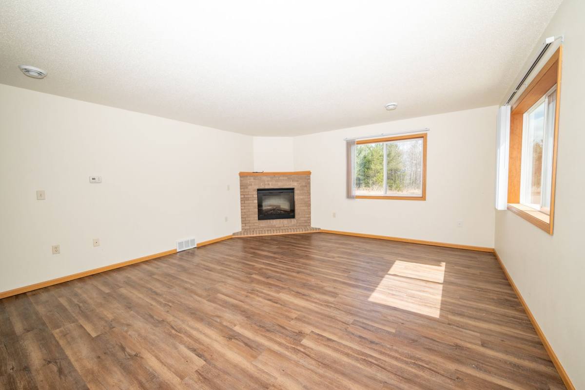 Townhouse for rent at 1338 Mark Ave #4, Tomah, WI 54660