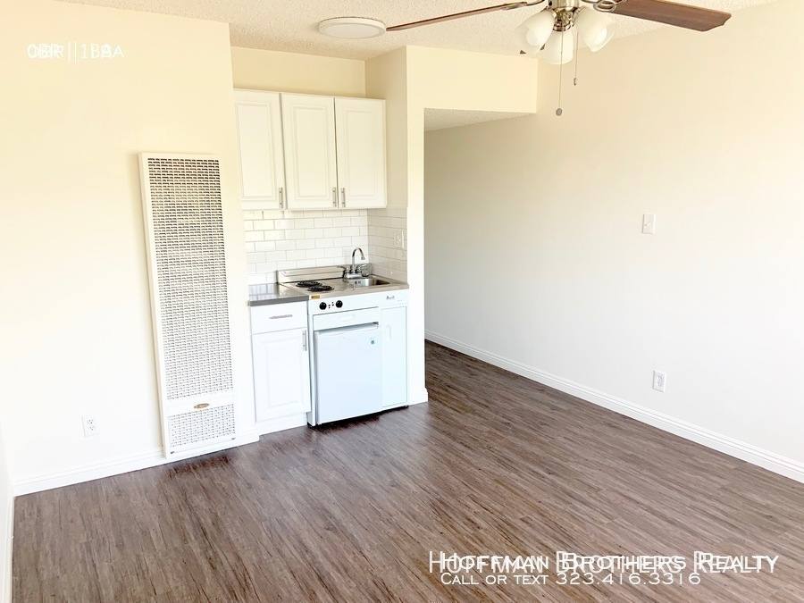 Apartment for rent at 151 N Hoover St #12, Los Angeles, CA 90004