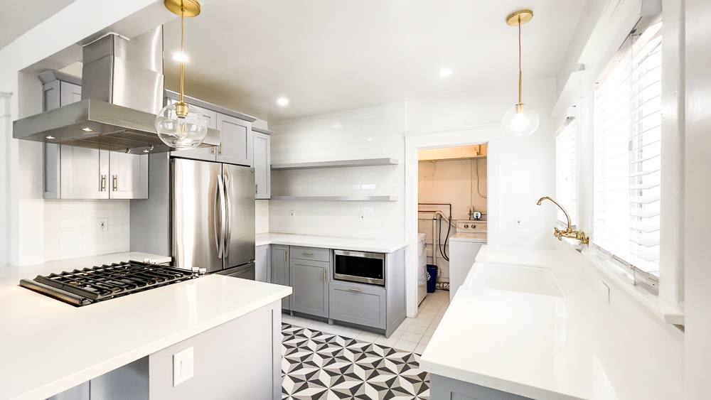 Apartment for rent at 1020 N Kingsley Dr, Los Angeles, CA 90029