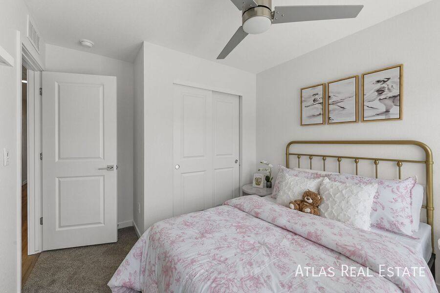 Townhouse for rent at 1393 N Akron St, Aurora, CO 80010