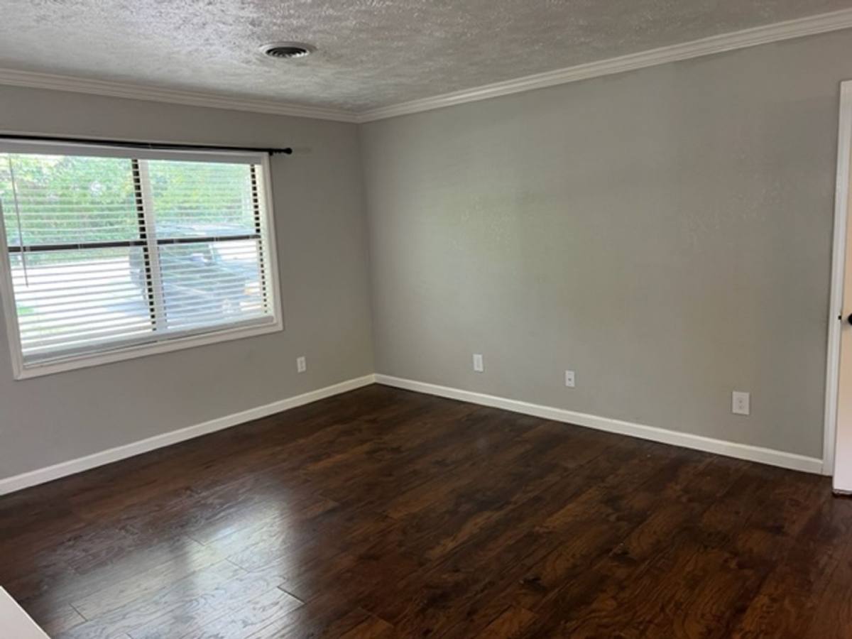 House for rent at 1551-A Clendenen Rd, Maryville, TN 37801