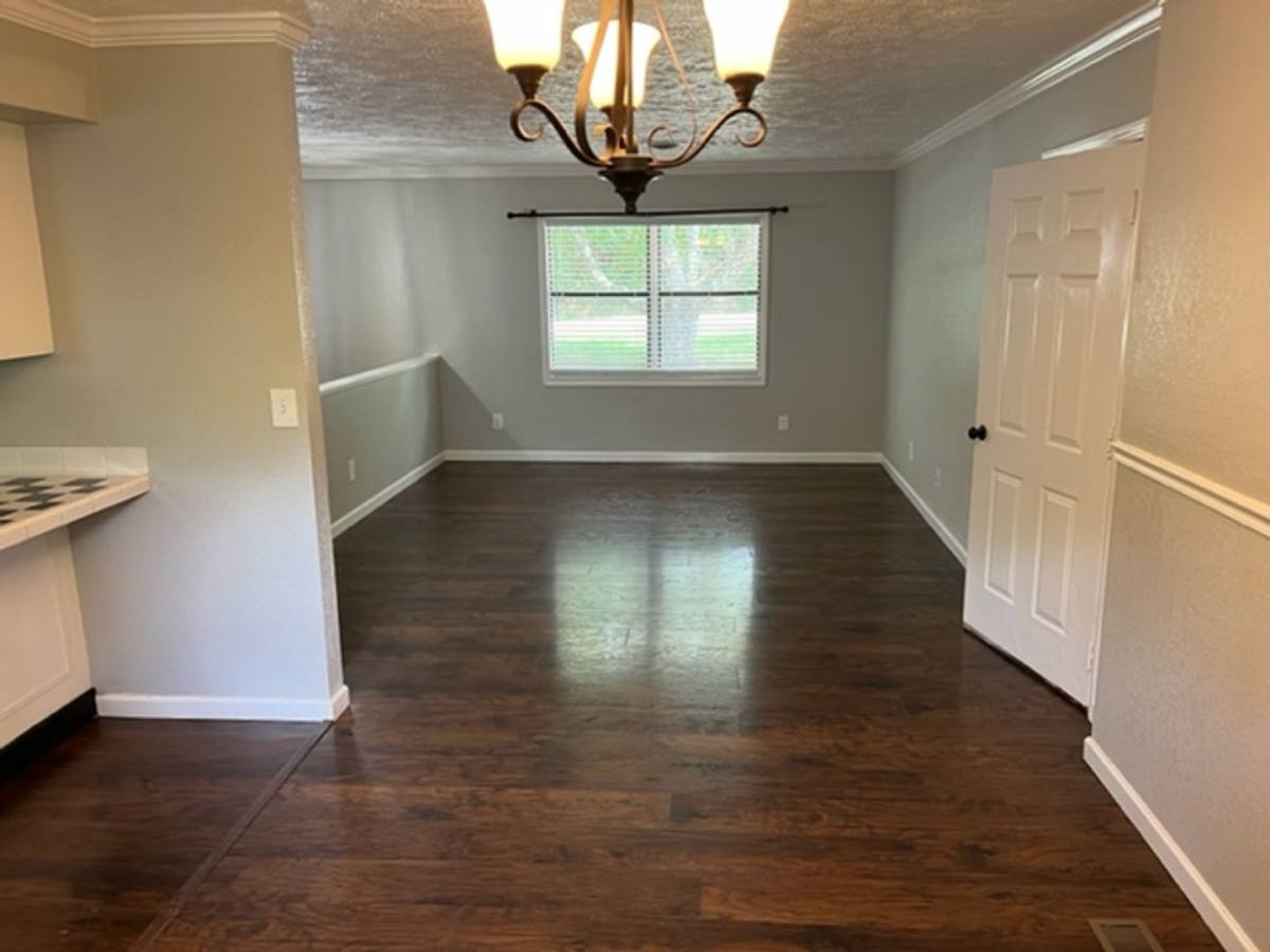 House for rent at 1551-A Clendenen Rd, Maryville, TN 37801