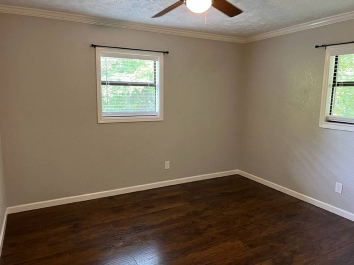 House for rent at 1551-A Clendenen Rd, Maryville, TN 37801