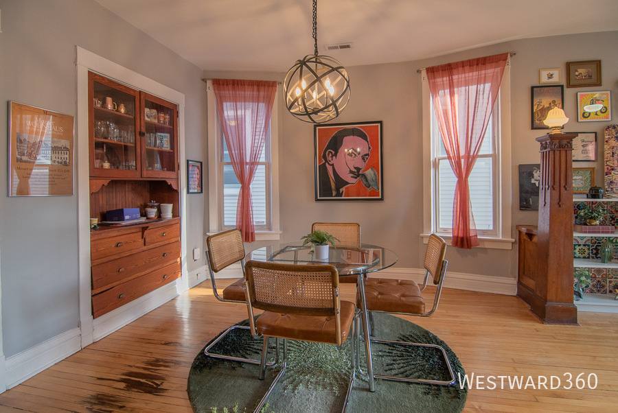 Apartment for rent at 3707 N Bosworth Ave #2, Chicago, IL 60613