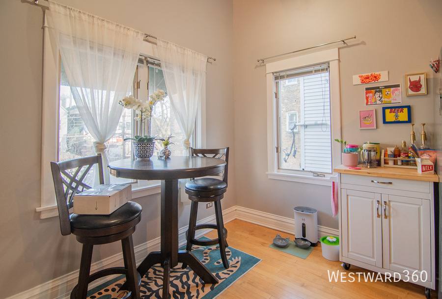 Apartment for rent at 3707 N Bosworth Ave #2, Chicago, IL 60613