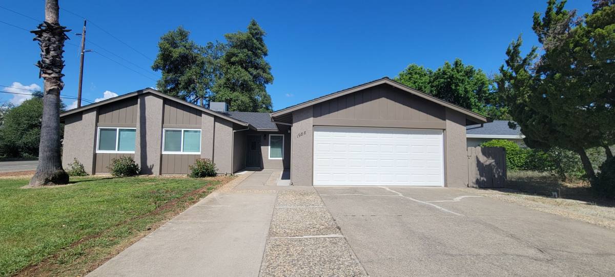 House for rent at 1988 Shasta Pines, Redding, CA 96002